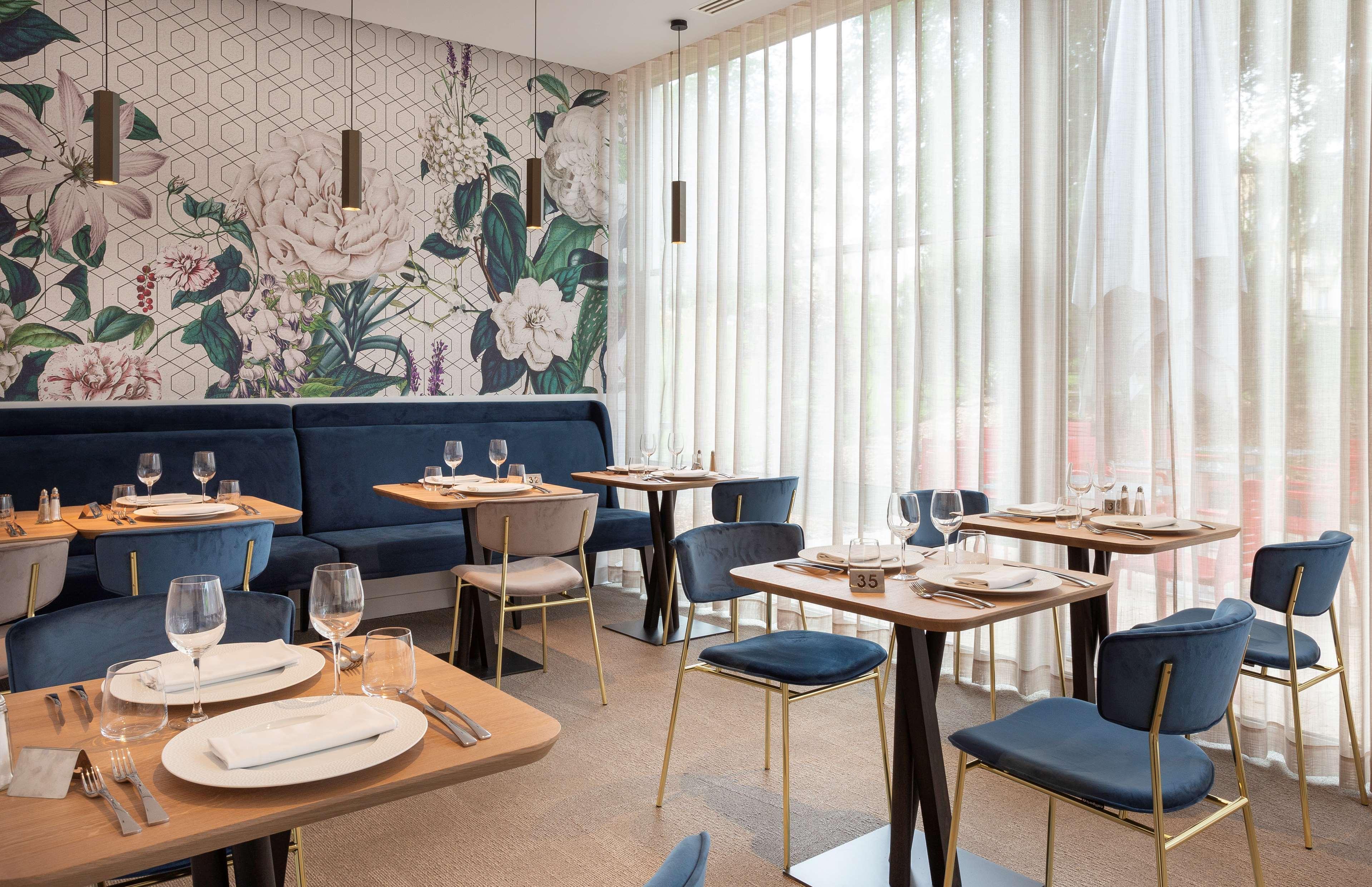 Golden Tulip Aix Les Bains - & 4*
