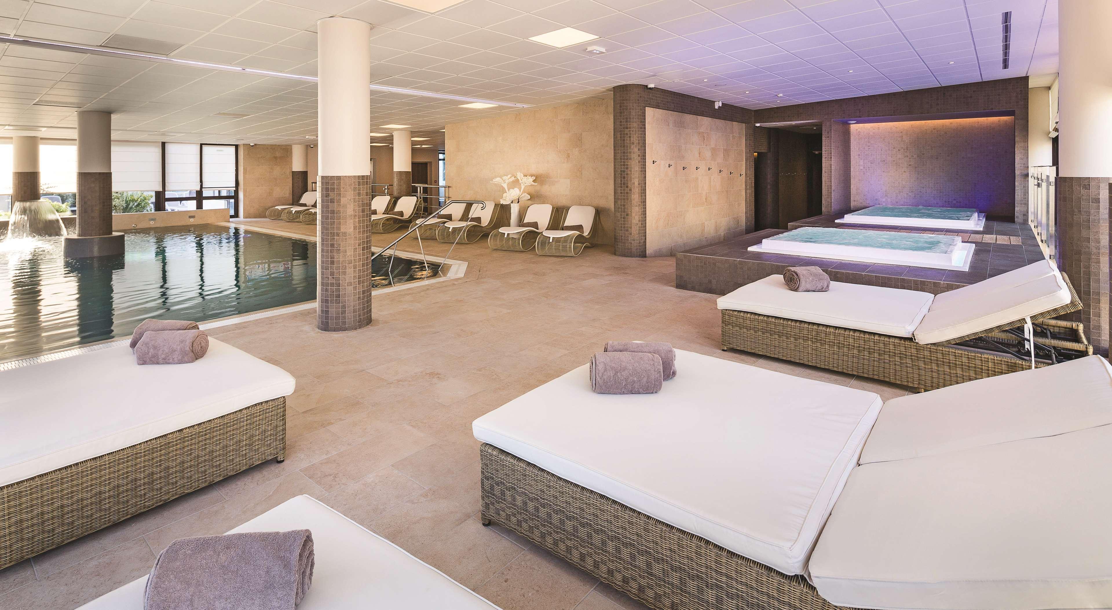 Hotel Golden Tulip Aix Les Bains - &
