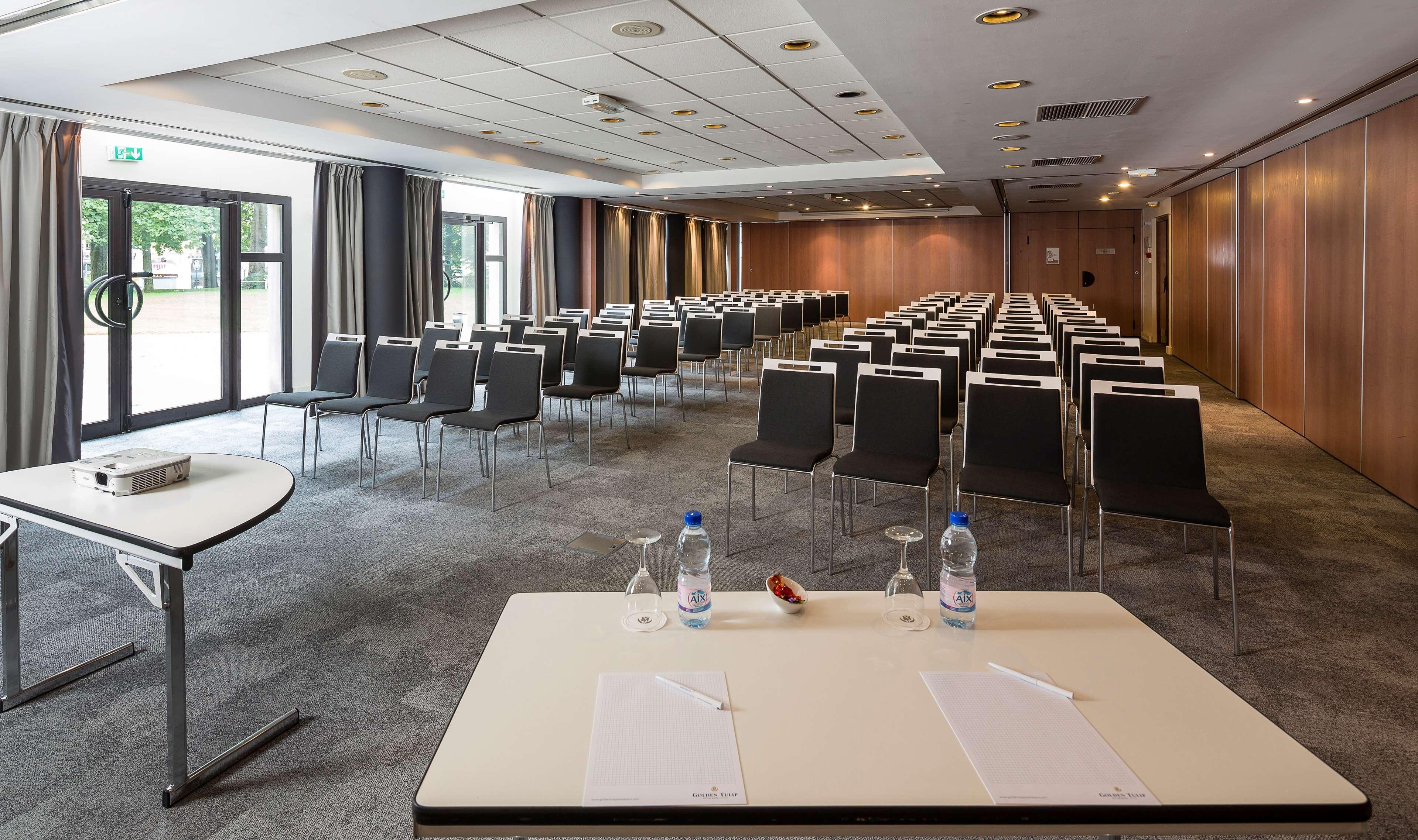 Golden Tulip Aix Les Bains - & Hotel Aix-les-Bains
