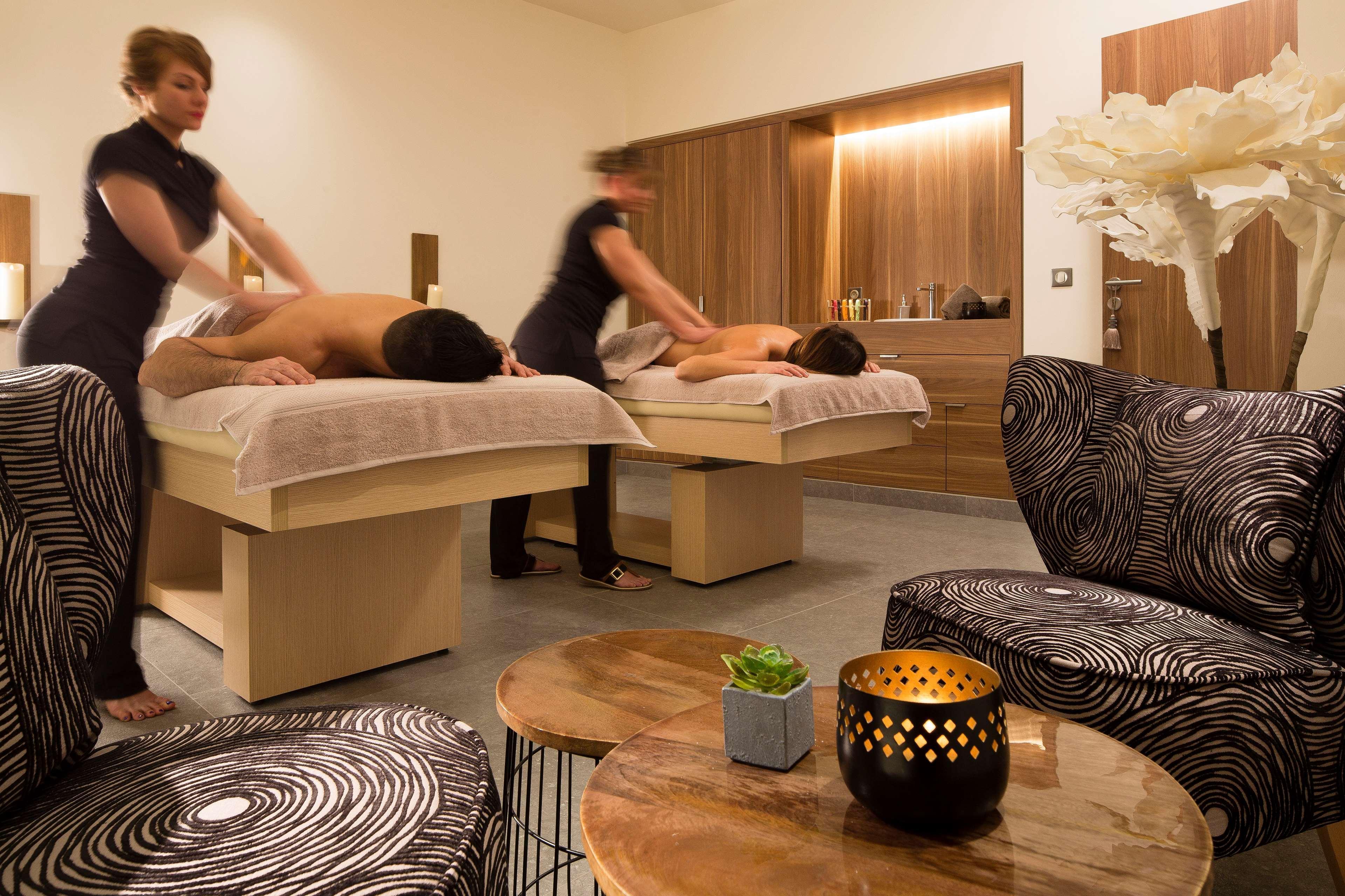 Hotel Golden Tulip Aix Les Bains - & 4*