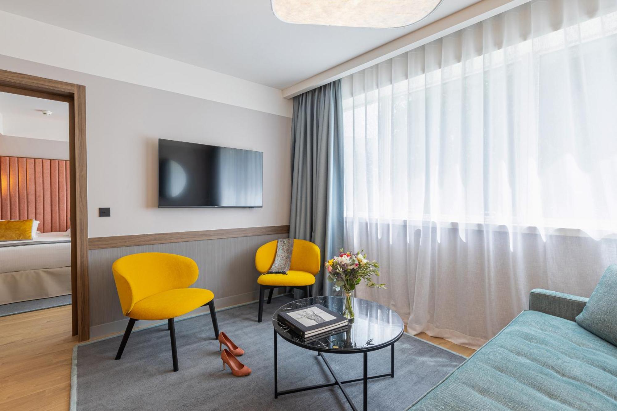Golden Tulip Aix Les Bains - & Aix-les-Bains