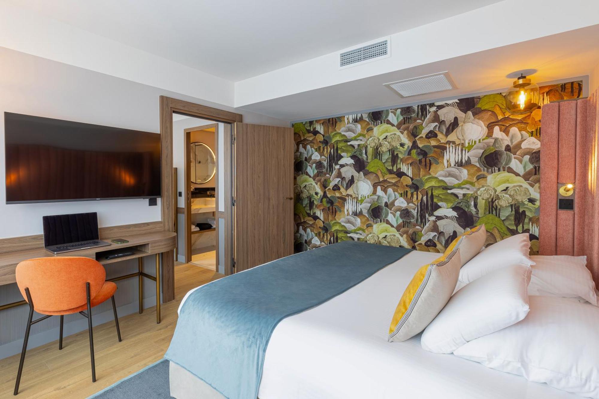 Golden Tulip Aix Les Bains - & 4*
